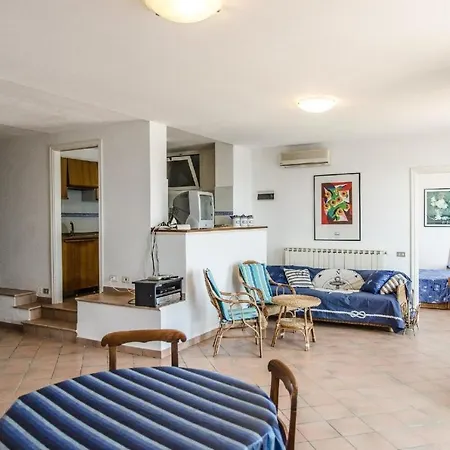 Apartmán Ferienwohnung Fur 11 Personen 1 Kind Ca 170 M In Piani, Italienische Riviera Italienische Westkuste Cipressa
