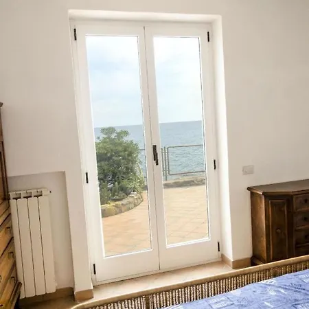 Ferienwohnung Fur 11 Personen 1 Kind Ca 170 M In Piani, Italienische Riviera Italienische Westkuste *